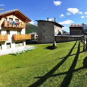 Aparthotel Alpen Royal Con Giardino E Raggiungibile Con Gli Sci Ai Piedi, Livigno